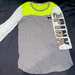 3 quarter sleeve shirt